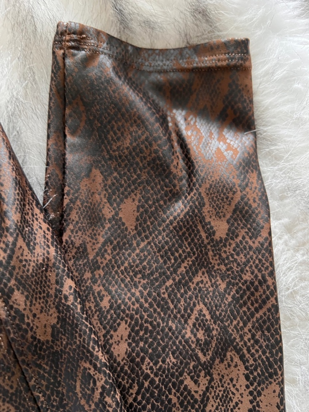 BNWT Spanx Brown Snakeprint Faux Leather Leggings - Picture 4 of 5